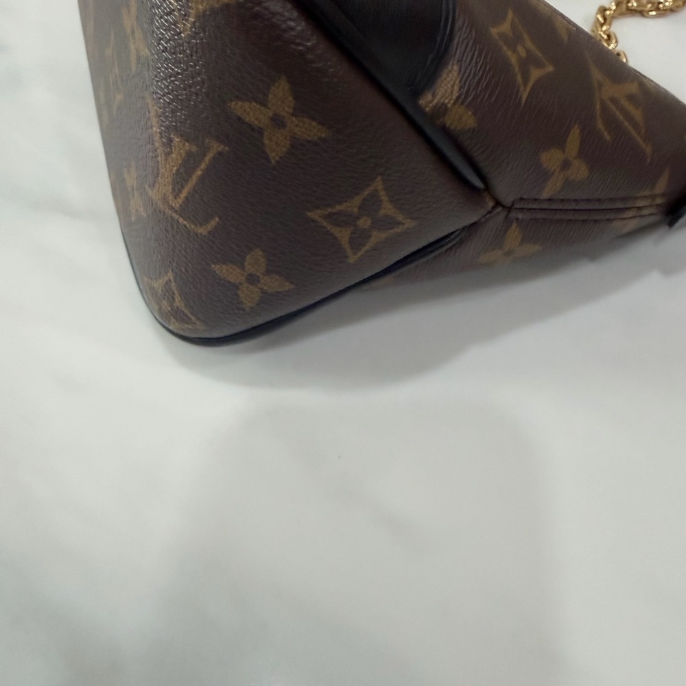 Louis Vuitton Boulogne Monogram Shoulder Bag w/Chain and Adjustable Black Strap - Picture 5 of 16
